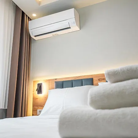 Апартаменты Airport Bayrak Residences *